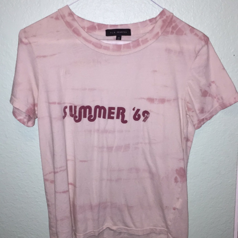 light pink t-shirt